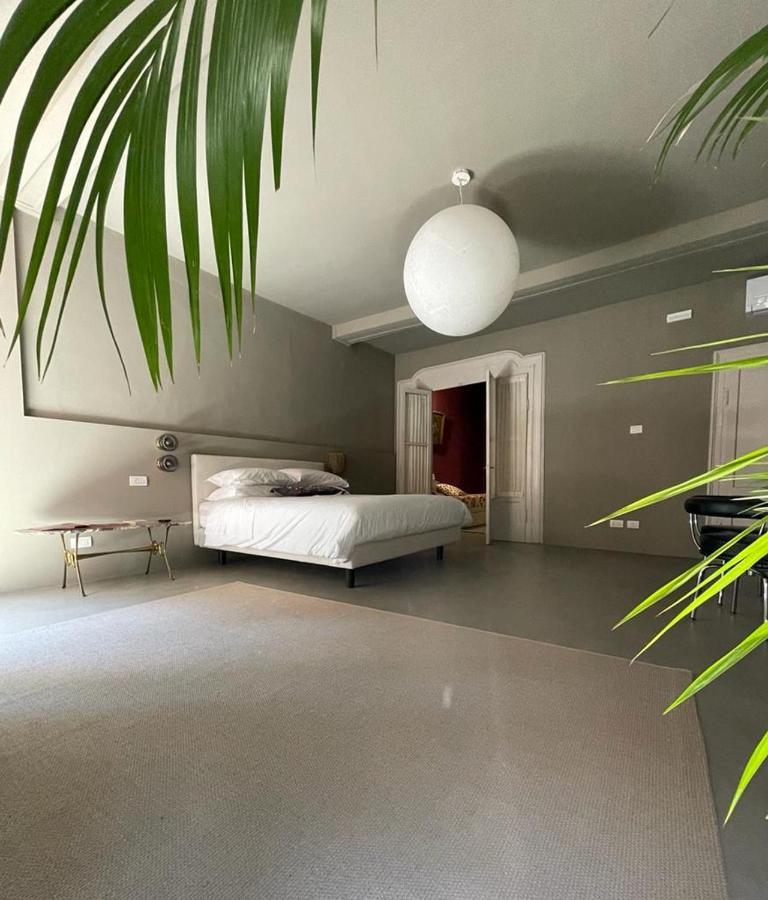 Torre Dell'Angelo B&B 代森扎诺-德尔加达 外观 照片